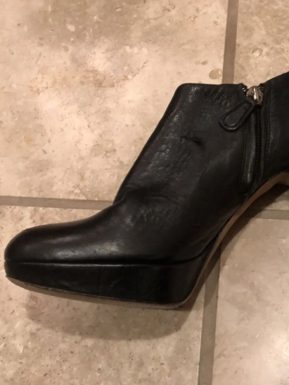 Vintage Christian Dior 100% leather stiletto platform zip up ankle bootie heel